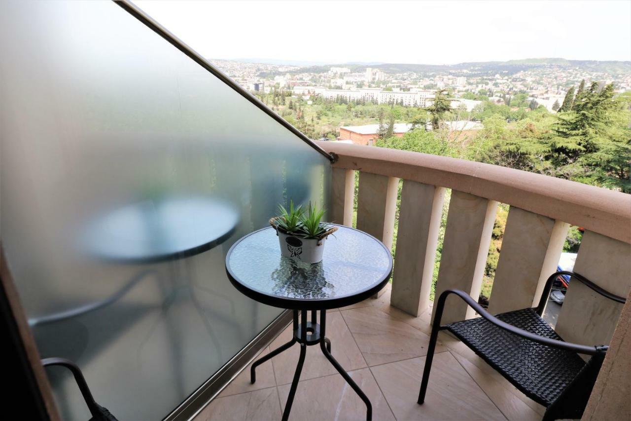 Luxury Aparthotel 5Rooms In Tbilisi Center المظهر الخارجي الصورة